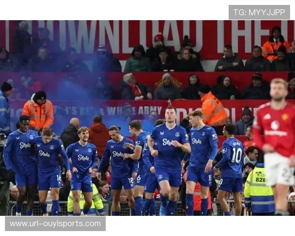 莫耶斯战术调整:西汉姆联如何应对核心球员缺阵